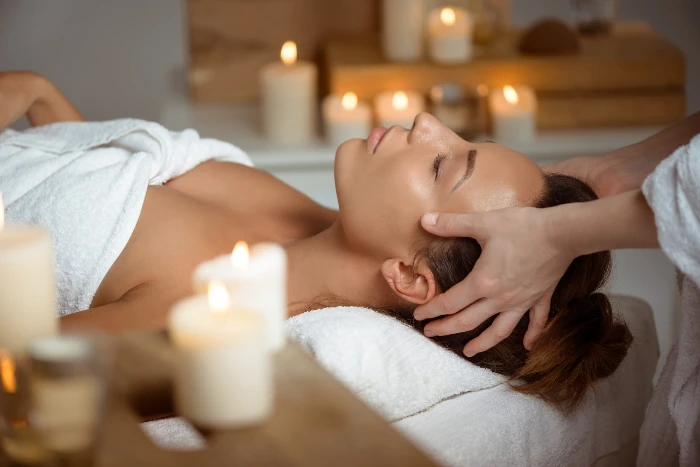 Young hotels experience massage